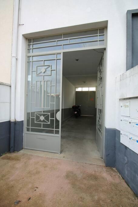 Escale-Marne Fr - 202 - Free Parking - Free Luggage Storage - All Equipped - Linen Included - Washing Machine - 10Mn Walk Metro 8 - Rer A - Panoramic View - From 1 To 14 Guests メゾン・アルフォール エクステリア 写真